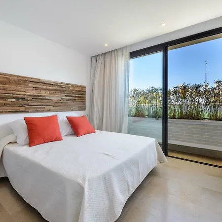 Serena Santa Eulària des Riu